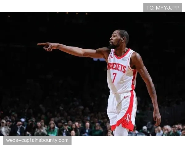 杜兰特转型组织核心，单场12助攻创火箭队史年龄最大纪录